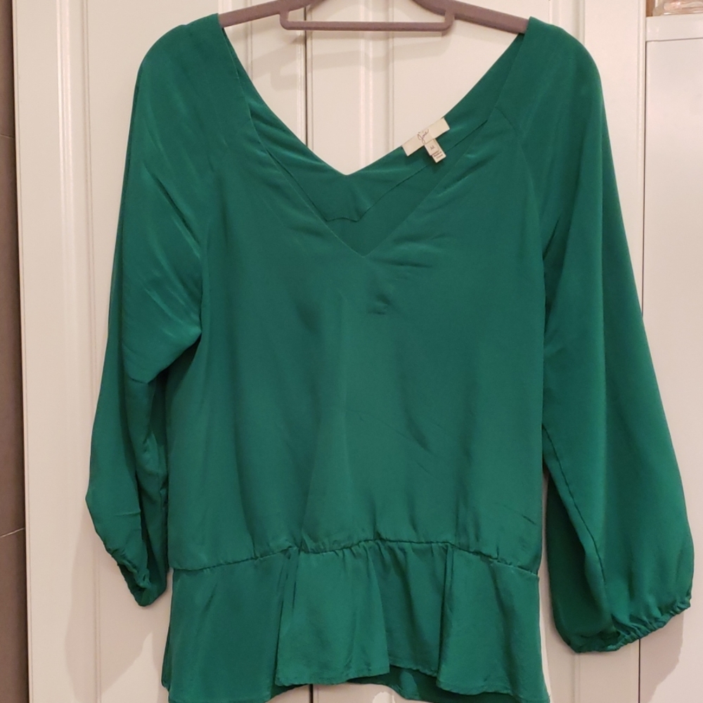 JOIE v neck peplum silk top